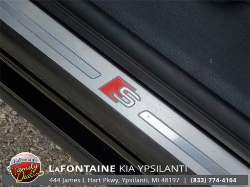 Used 2023 Audi Q3 2.0T Premium w/ 19" Wheel Package image 14