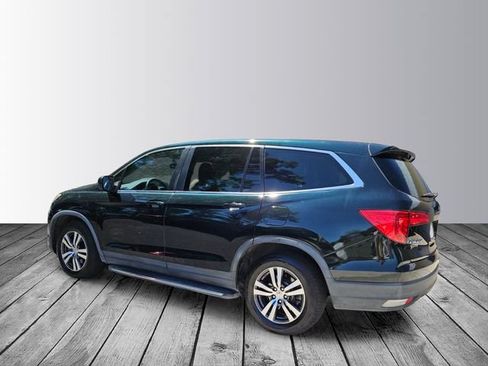 Used 2017 Honda Pilot EX-L image 3