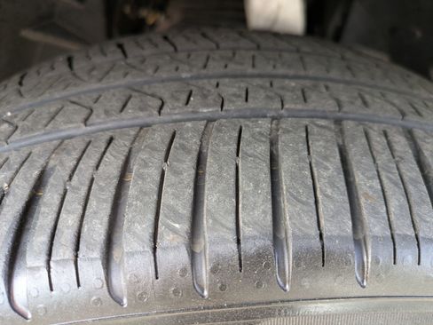 Used 2023 Mercedes-Benz GLS 450 4MATIC image 9