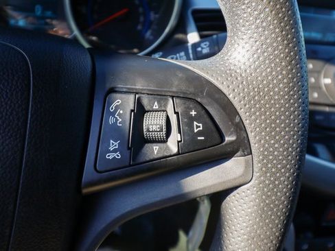 Used 2016 Chevrolet Cruze LT image 49