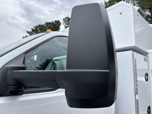 New 2027 Ford F750 2WD Regular Cab Super Duty image 12