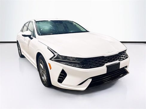 Used 2024 Kia K5 LXS image 1