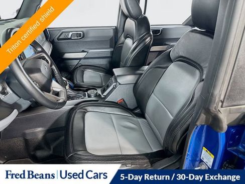Used 2022 Ford Bronco Black Diamond image 16