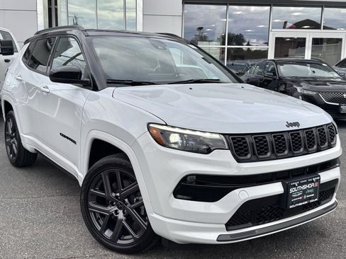 New 2025 Jeep Compass Limited w/ High Altitude Package image 1