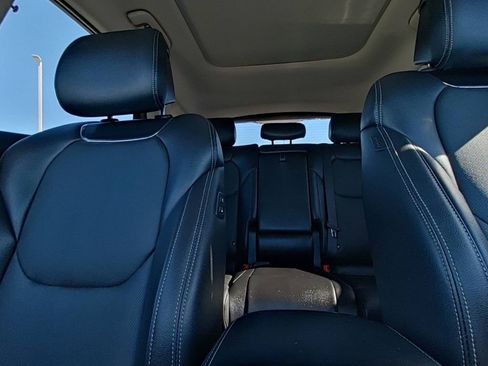 Used 2023 Genesis GV70 2.5T w/ Select Package image 31