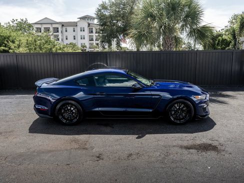 Used 2018 Ford Mustang Shelby GT350 w/ Convenience Package RWD image 26