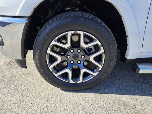 Used 2025 RAM 1500 Laramie image 9