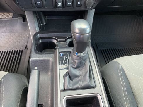 Used 2023 Toyota Tacoma TRD Sport AWD/4WD image 25