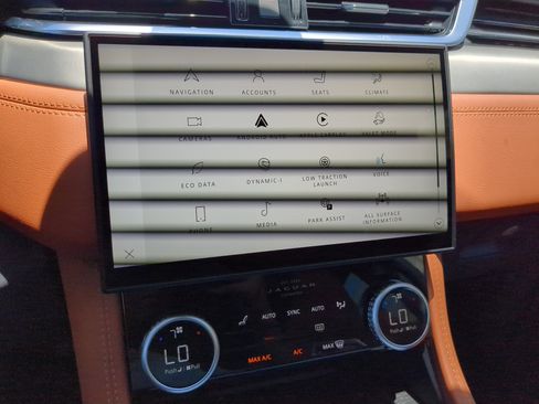 New 2026 Jaguar F-PACE R-Dynamic S image 26