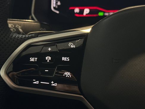 Used 2024 Volkswagen Jetta GLI 40th Anniversary Edition image 28