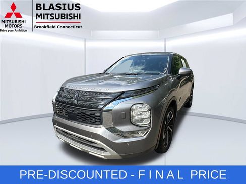 Used 2022 Mitsubishi Outlander SE AWD/4WD image 3