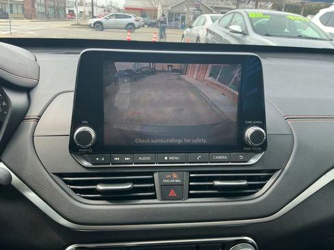 Used 2019 Nissan Altima 2.5 SR image 23