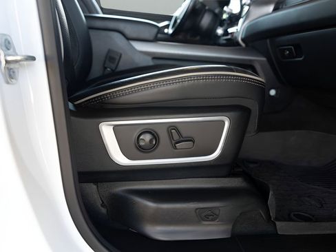 Used 2023 RAM 1500 Laramie AWD/4WD image 95