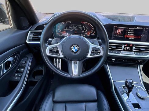 Used 2021 BMW 330i Sedan w/ M Sport Package RWD image 6