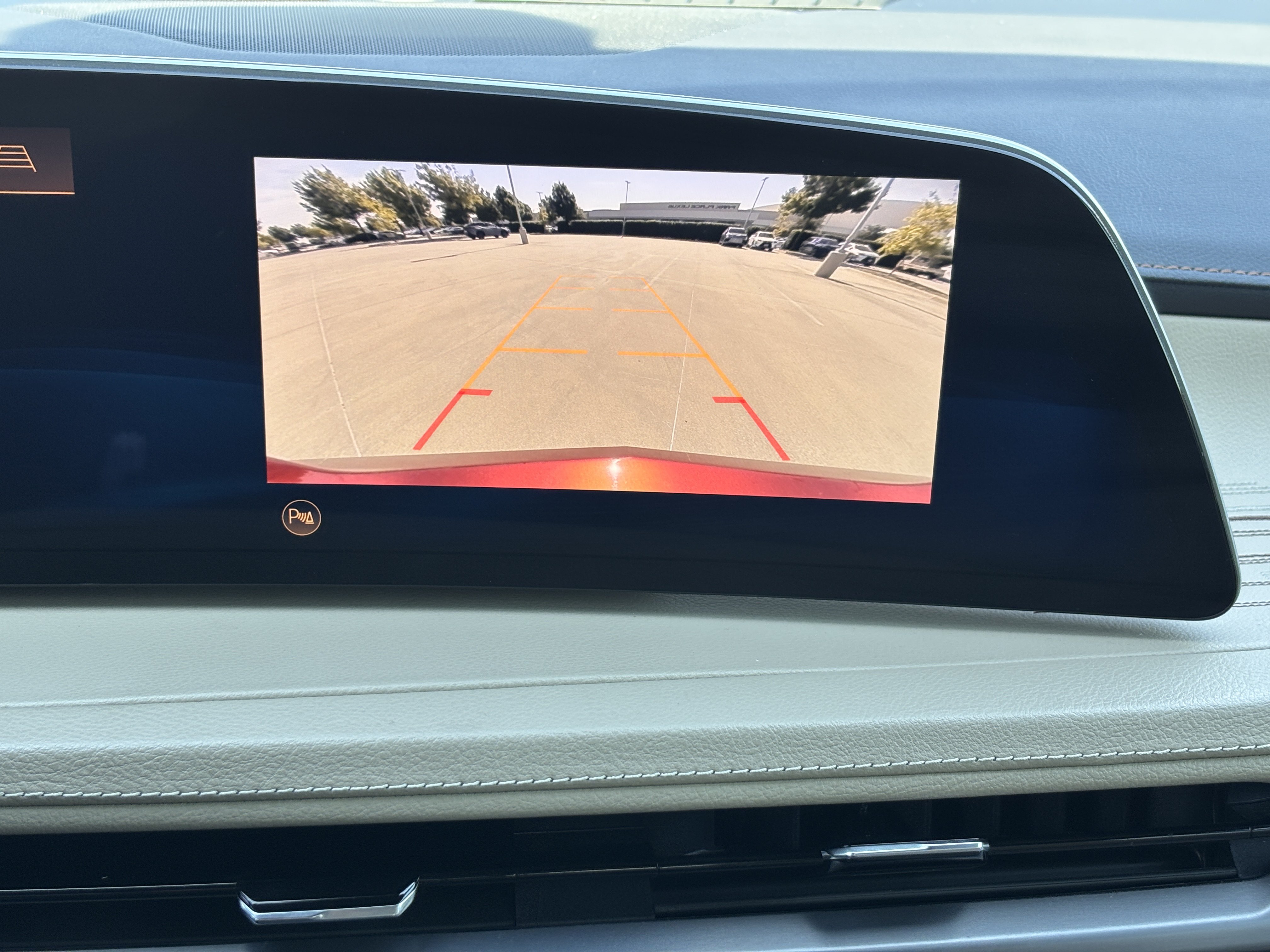 Used 2024 Cadillac XT4 Premium Luxury FWD image 23