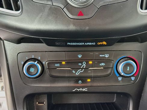Used 2015 Ford Focus ST FWD image 17