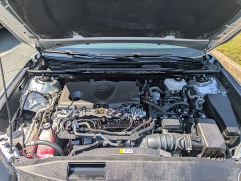 Used 2025 Toyota Camry LE image 33