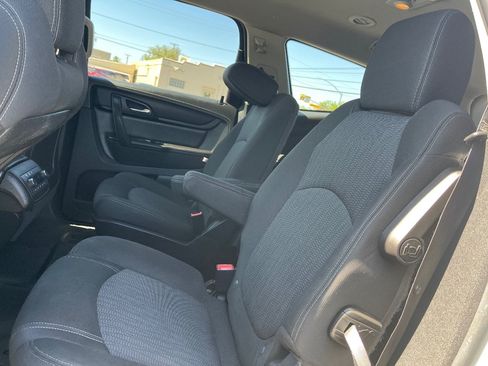 Used 2016 Chevrolet Traverse LT FWD image 28