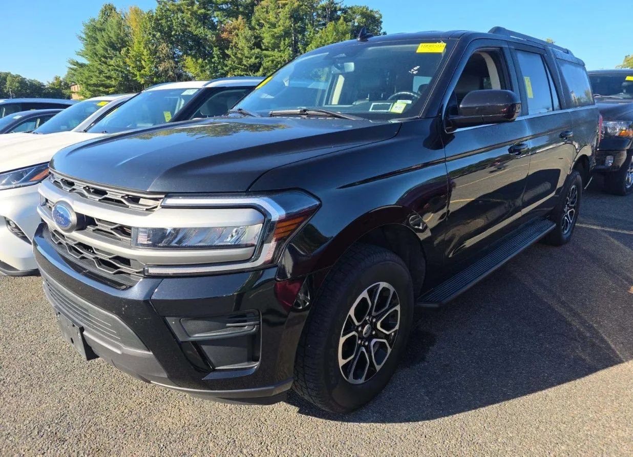 Used 2024 Ford Expedition Max XLT AWD/4WD image 49