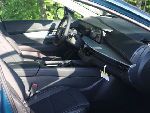 New 2026 Nissan Murano Platinum w/ Technology Package AWD/4WD image 9