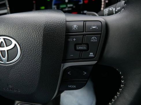 Certified 2025 Toyota Camry SE image 27