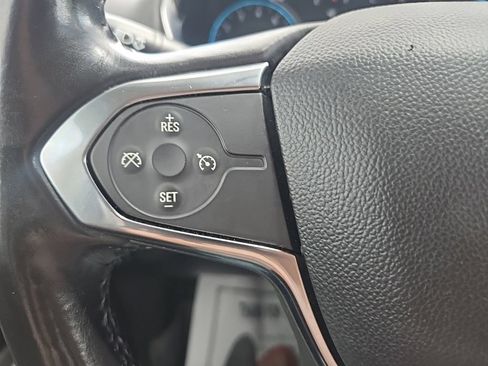 Used 2019 Chevrolet Traverse LT AWD/4WD image 17