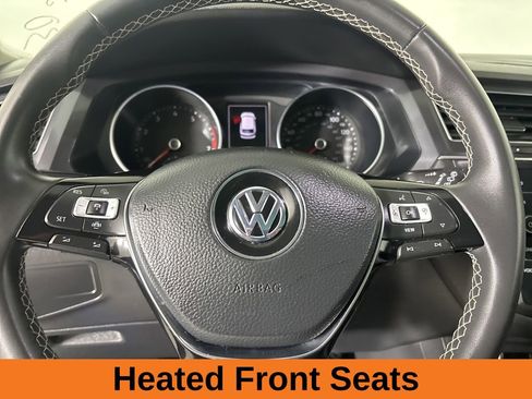 Used 2021 Volkswagen Tiguan SE image 13