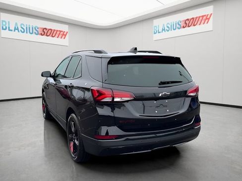 Used 2024 Chevrolet Equinox Premier AWD/4WD image 5