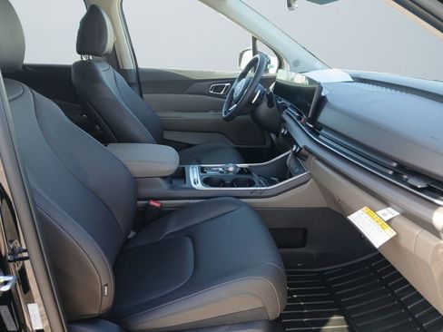 New 2026 Kia Carnival SX image 15
