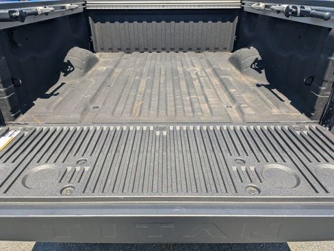 Certified 2024 Nissan Titan SV w/ SV Convenience Package RWD image 16