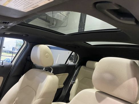 Used 2018 Mercedes-Benz GLA 250 image 15