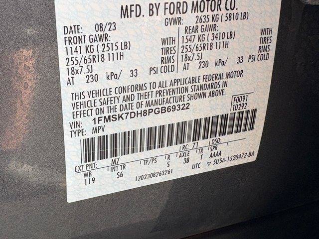 Used 2023 Ford Explorer XLT w/ Equipment Group 202A RWD image 32