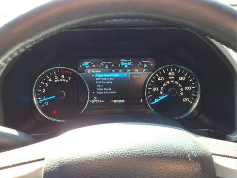 Used 2017 Ford F150 Lariat w/ Equipment Group 502A Luxury AWD/4WD image 44