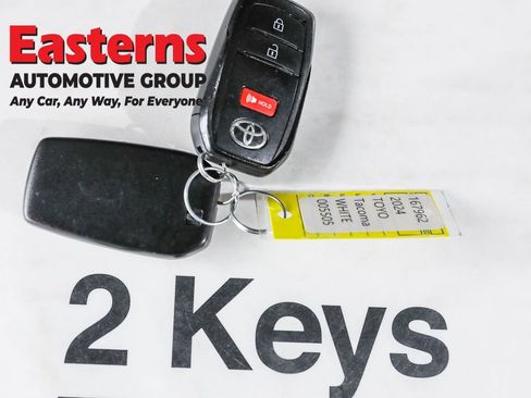 Used 2024 Toyota Tacoma SR image 21