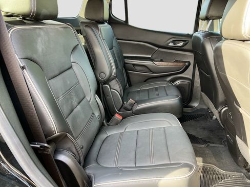 Used 2023 GMC Acadia Denali w/ Denali Technology Package FWD image 29