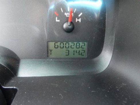 Used 2008 Ford F150 STX image 27