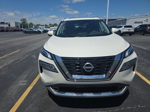 Used 2023 Nissan Rogue Platinum AWD/4WD image 2