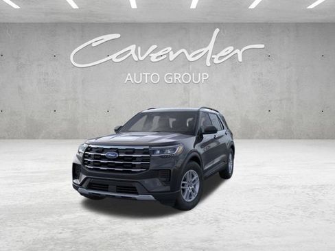 New 2026 Ford Explorer Active image 2