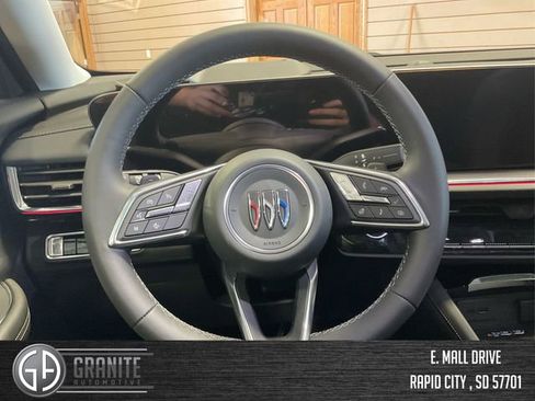 New 2025 Buick Envision Preferred AWD/4WD image 17