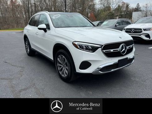 Used 2026 Mercedes-Benz GLC 300 4MATIC image 1