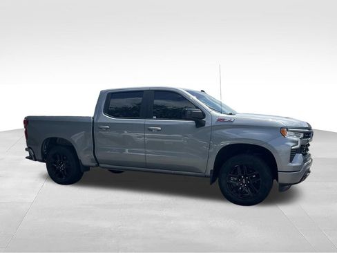 Used 2024 Chevrolet Silverado 1500 RST w/ Convenience Package II AWD/4WD image 2
