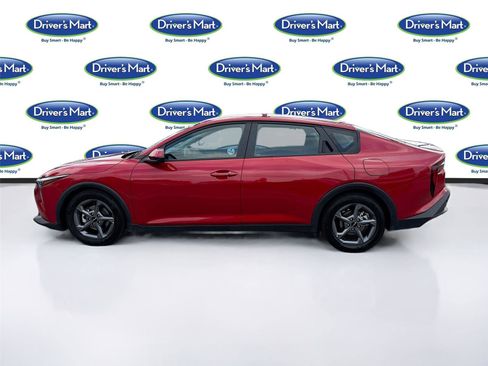 Used 2025 Kia K4 LXS image 4