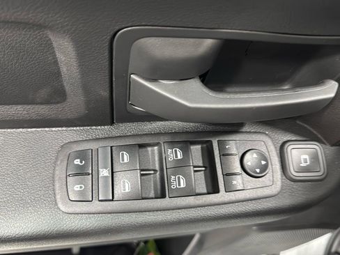 New 2024 RAM 3500 Tradesman image 25