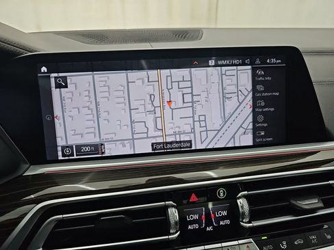 Used 2020 BMW X5 sDrive40i w/ Premium Package RWD image 33