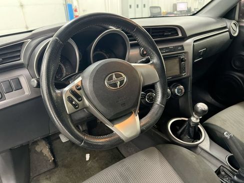 Used 2014 Scion tC FWD image 10