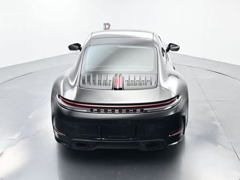 Used 2025 Porsche 911 Carrera image 32