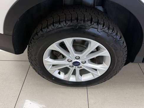 Used 2018 Ford Escape SEL AWD/4WD image 24