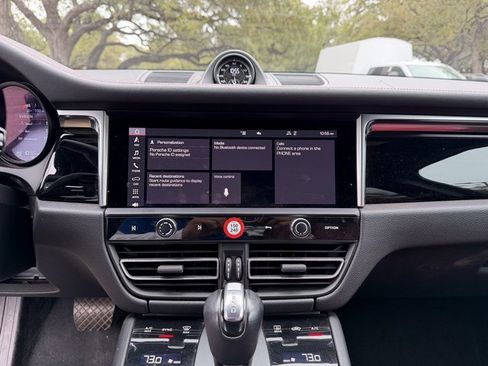 Used 2023 Porsche Macan Turbo image 14