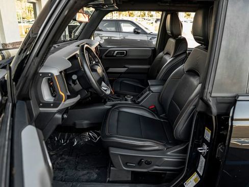 Used 2023 Ford Bronco Badlands AWD/4WD image 14