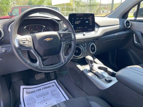 Used 2024 Chevrolet Blazer LT w/ Convenience Package FWD image 12